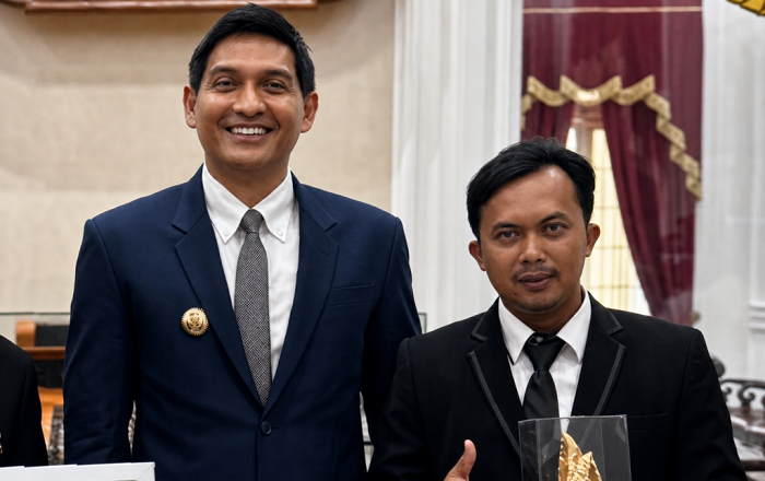 Kuwu Krasak Jatibarang Indramayu Inisiator Peduli Pendidikan