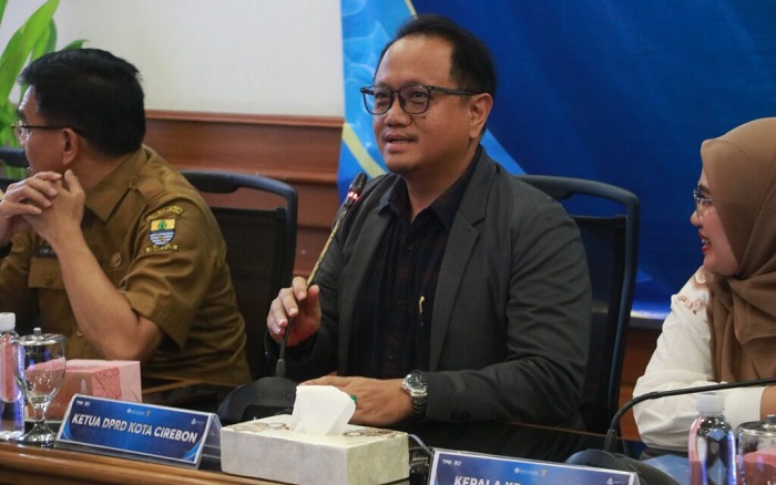 Ketua DPRD Kota Cirebon Hadiri Kegiatan HLM TPID dan TP2DD