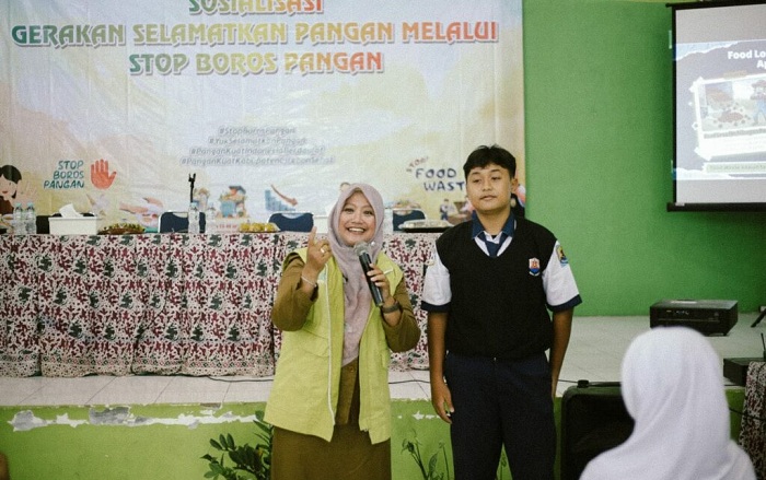 Sosialisasi Stop Boros Pangan Digelar di SMPN 1 Sumber Cirebon