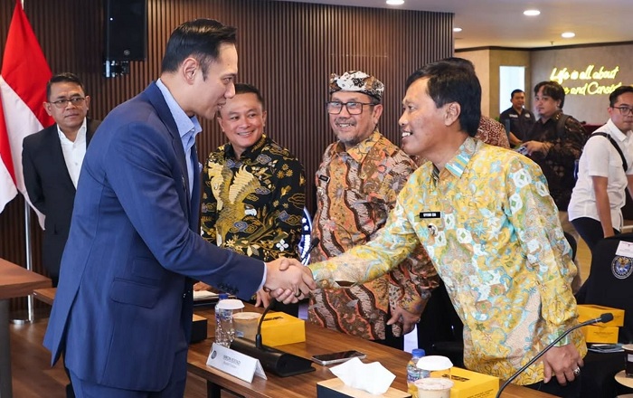 Ritual Damar Sewu Buka Seren Taun 2026 di Cigugur Kuningan