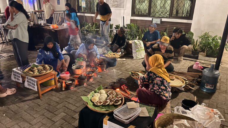 Festival Serabi Perkuat Simbol Kebersamaan Warga Kota Cirebon