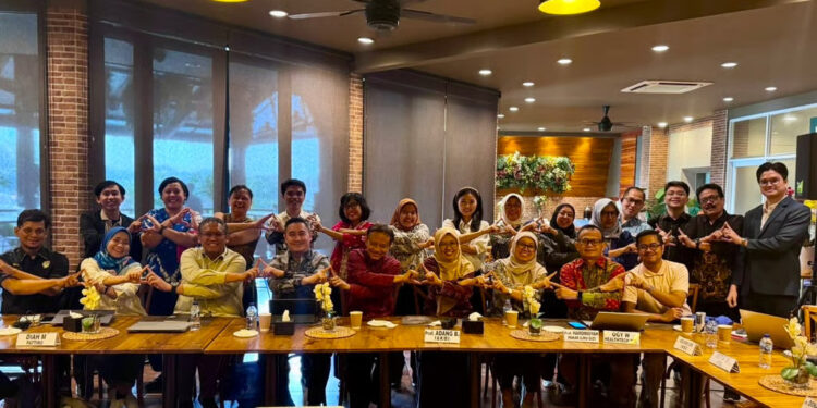 Ketika Pasar Bergejolak: Membaca Pola Emas dan IHSG dari Tiga Krisis Besar