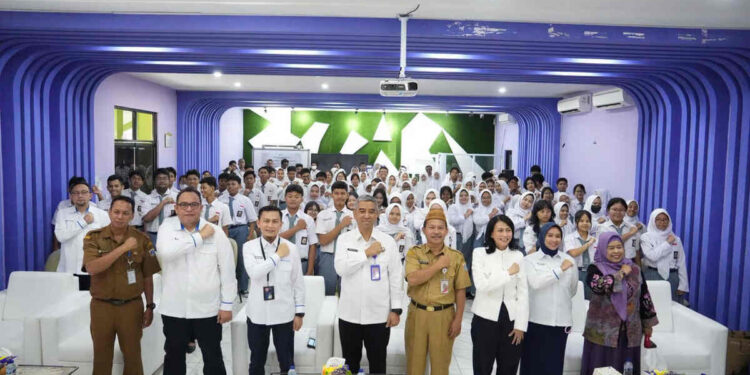 PT Pelindo Sinergi Lokaseva Bangun Kesadaran Bahaya Narkoba Pelajar Melalui Program TJSL Sobat Ananda Bersinar