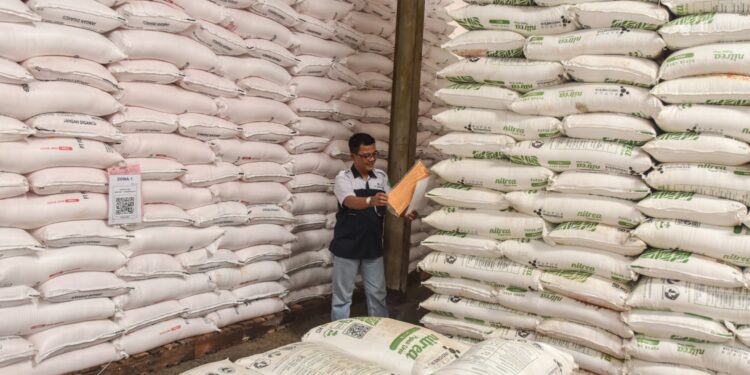 Pupuk Kujang Siagakan Stok Pupuk di Jawa Barat