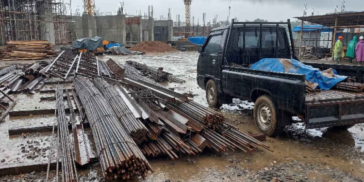 Dolar dan Yield Jadi Beban, Emas Berpotensi Turun ke US$4.064